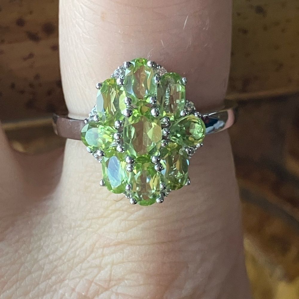 Natural Peridot Sterling Silver Ring Size 8